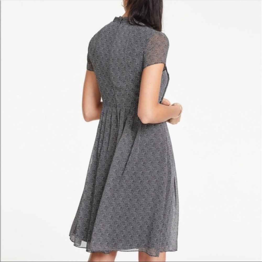 NWOT Ann Taylor Tie Neck Midi Dress (Size 8) - Picture 3 of 8